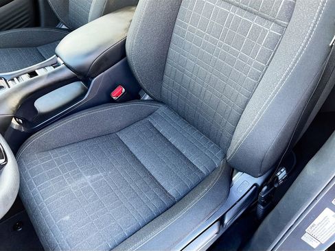 Used 2023 Honda HR-V LX image 20