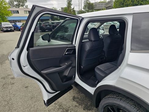 New 2026 Nissan Rogue SL AWD/4WD image 20