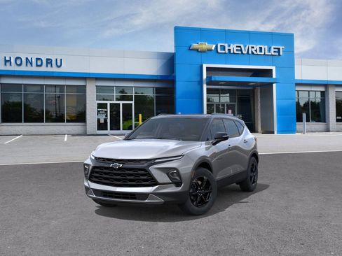New 2025 Chevrolet Blazer LT w/ Midnight/Sport Edition image 32