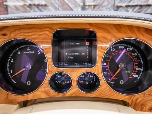 Used 2011 Bentley Continental GTC image 39