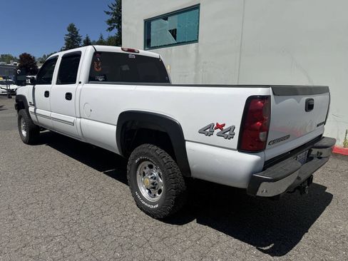 Used 2003 Chevrolet Silverado 2500 LT w/ Skid Plate Package AWD/4WD image 4