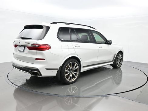 Used 2021 BMW X7 M50i w/ Dynamic Handling Package AWD/4WD image 6