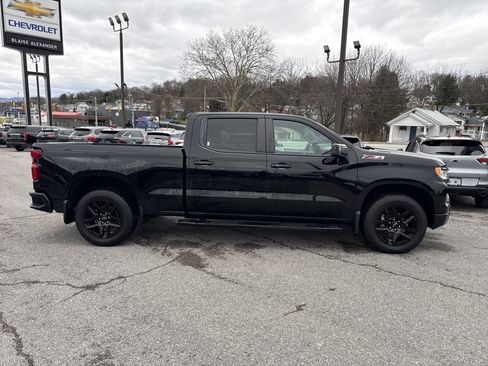 Used 2024 Chevrolet Silverado 1500 RST w/ Z71 Off-Road Package image 2