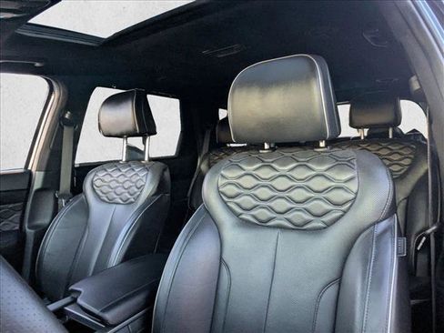 Used 2021 Hyundai Palisade Calligraphy w/ Winter Package image 18