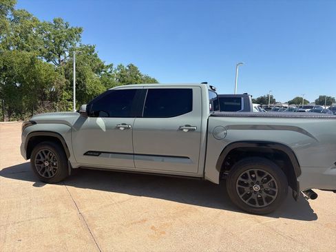 Used 2024 Toyota Tundra Platinum AWD/4WD image 6