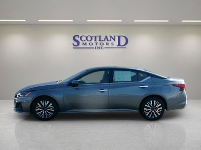 Used 2023 Nissan Altima 2.5 SV