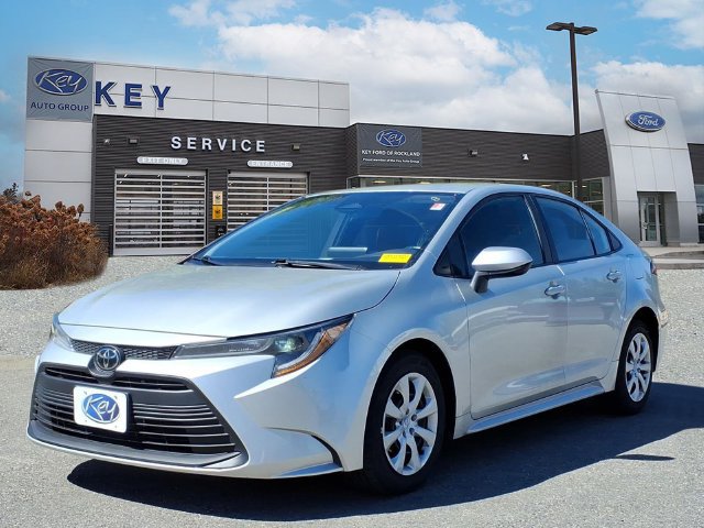 Used 2024 Toyota Corolla LE FWD image 1