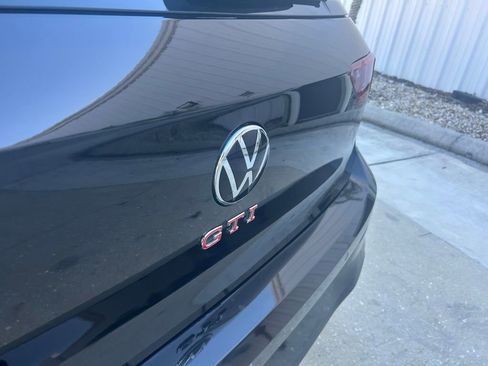 Used 2025 Volkswagen GTI SE image 31