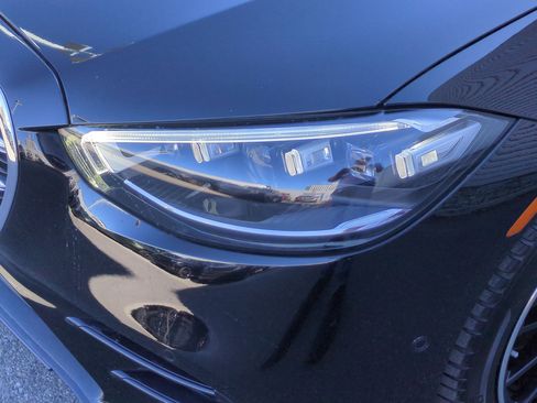 Used 2022 Mercedes-Benz S 580 S 580 image 10