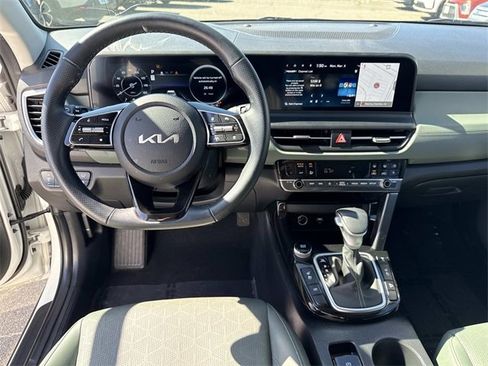 Used 2024 Kia Seltos SX image 18