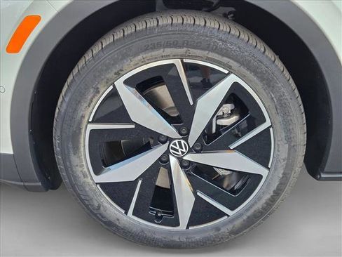 New 2026 Volkswagen ID.4 Pro S image 10