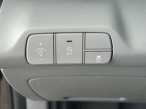 New 2026 Hyundai Elantra SE FWD image 23