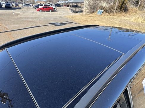 Used 2020 Mercedes-Benz GLC 300 4MATIC image 12