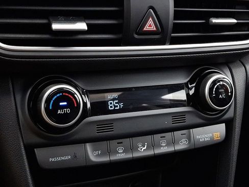 Used 2021 Hyundai Kona Limited w/ Cargo Package image 14