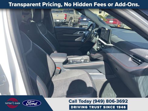 Used 2025 Ford Explorer ST AWD/4WD image 16