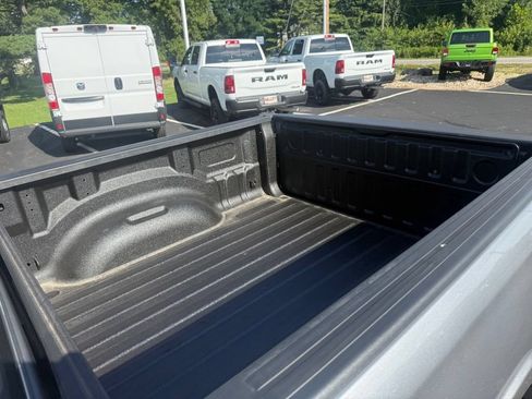Used 2022 RAM 1500 Laramie AWD/4WD image 43