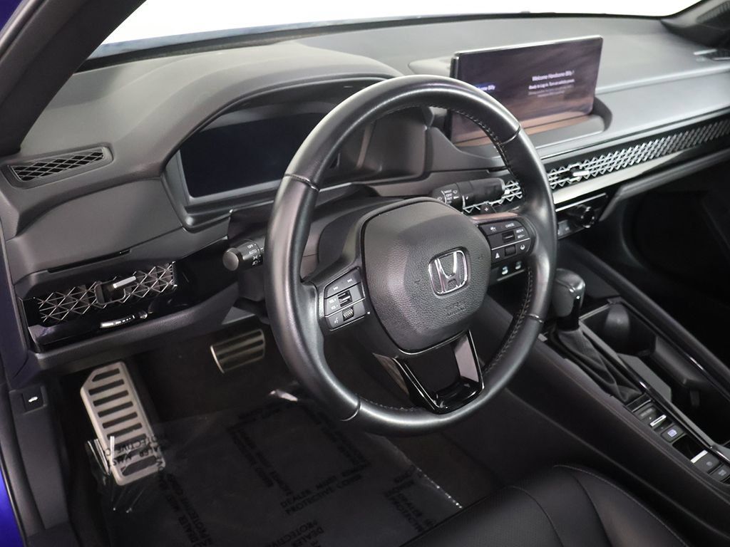 Used 2023 Honda Accord Sport image 26
