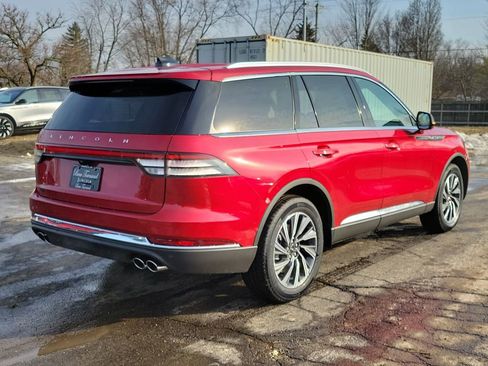 New 2026 Lincoln Aviator AWD image 4
