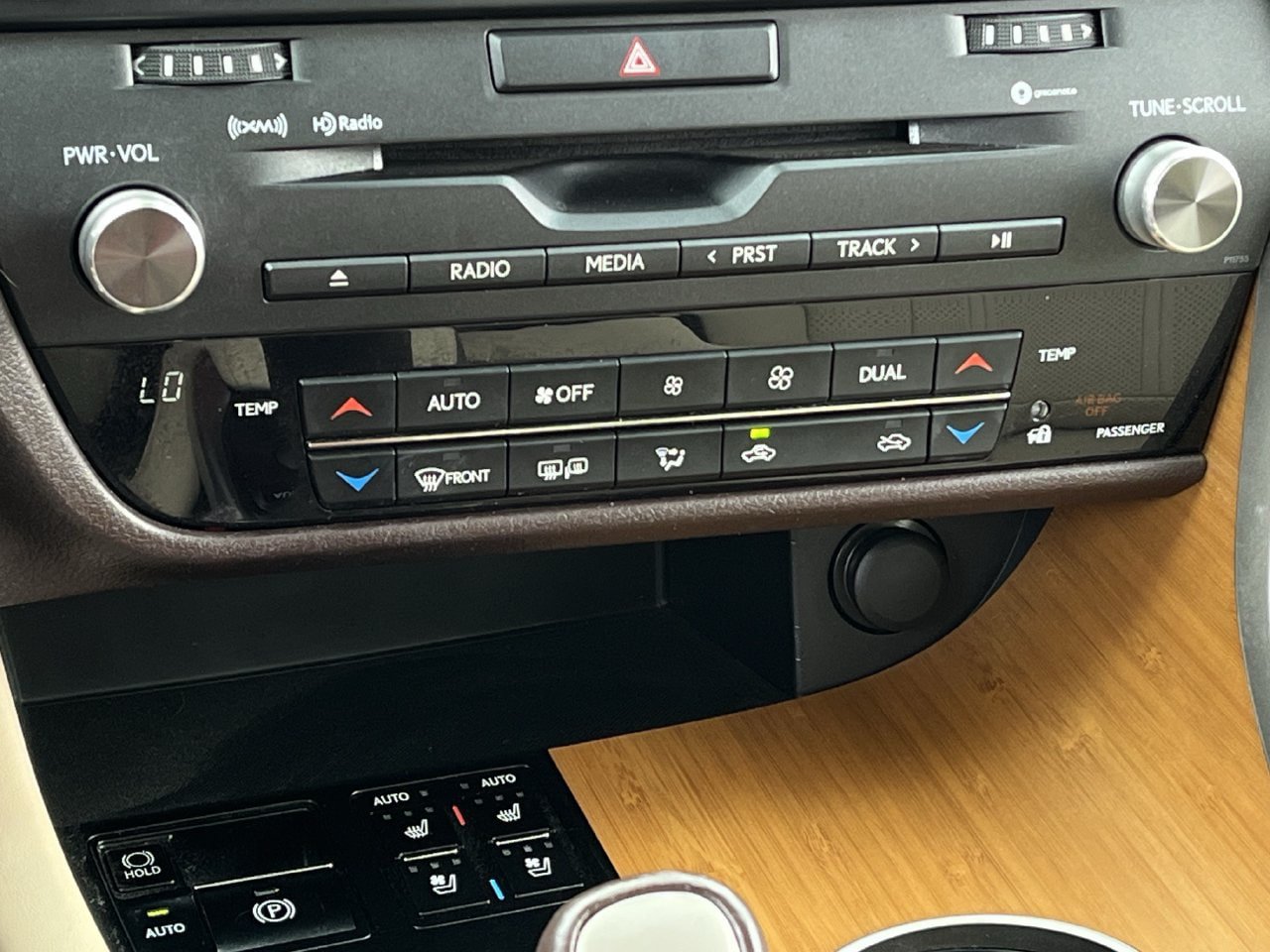 Used 2018 Lexus RX 350 FWD w/ Premium Package image 18