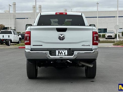 Used 2024 RAM 2500 Big Horn w/ Safety Group AWD/4WD image 5