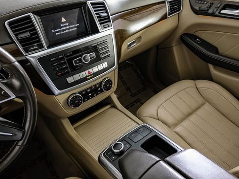 Used 2015 Mercedes-Benz GL 320 BlueTEC 4MATIC image 24