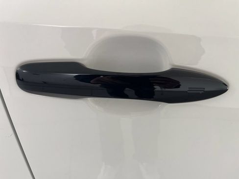 Used 2021 Toyota Corolla SE FWD image 46