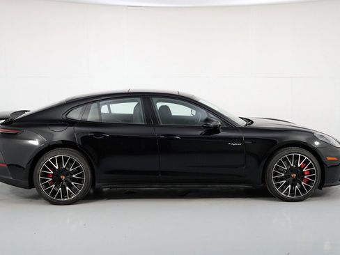 Used 2025 Porsche Panamera 4S w/ Premium Package image 60
