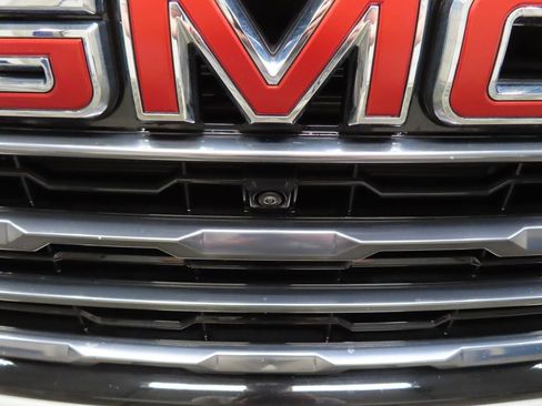 Used 2025 GMC Yukon AT4 w/ LPO, Get Active Package AWD/4WD image 56
