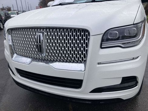 Certified 2022 Lincoln Navigator Reserve image 10