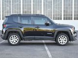 Used 2017 Jeep Renegade Latitude image 3