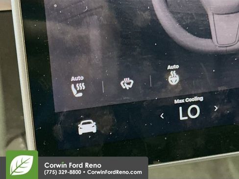 Used 2024 Tesla Model Y Long Range image 19