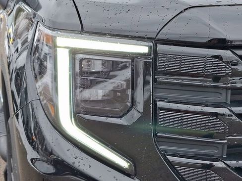 New 2026 GMC Sierra 1500 Elevation image 10