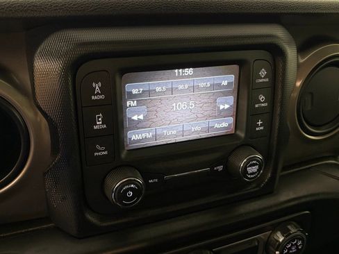 Used 2019 Jeep Wrangler Unlimited Sport S AWD/4WD image 23
