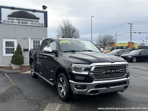 Used 2019 RAM 1500 Laramie image 3