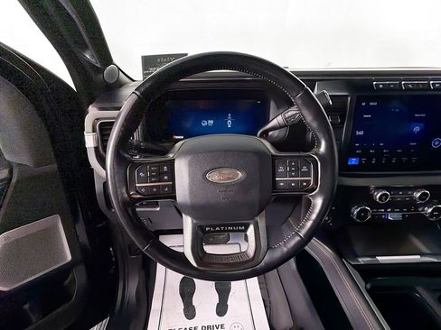 Used 2024 Ford F450 Platinum w/ FX4 Off-Road Package AWD/4WD image 11
