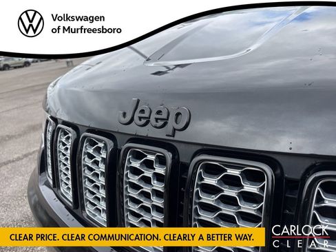 Used 2022 Jeep Grand Cherokee Laredo X image 11