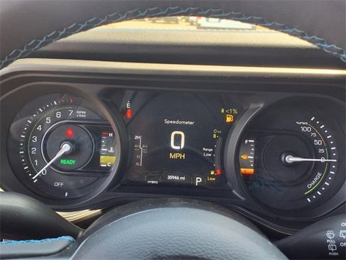 Used 2024 Jeep Wrangler Unlimited Rubicon 4xe image 30