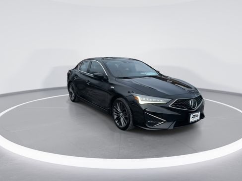 Used 2022 Acura ILX image 2