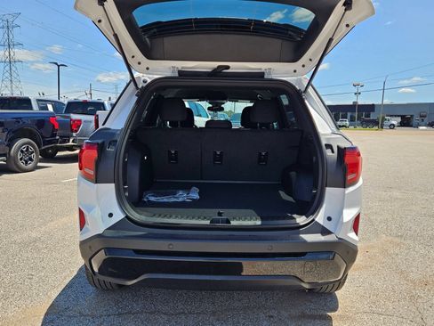 New 2026 GMC Terrain Elevation w/ Black Edition FWD image 4