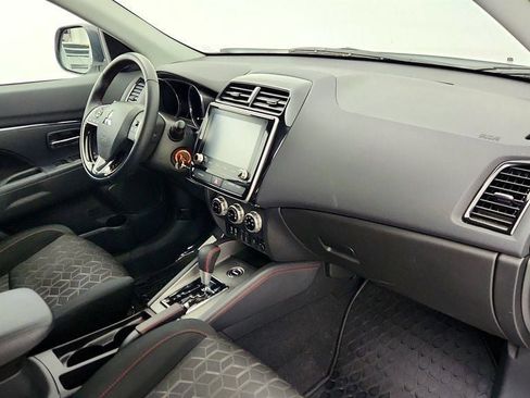 Used 2024 Mitsubishi Outlander Sport LE AWD/4WD image 23