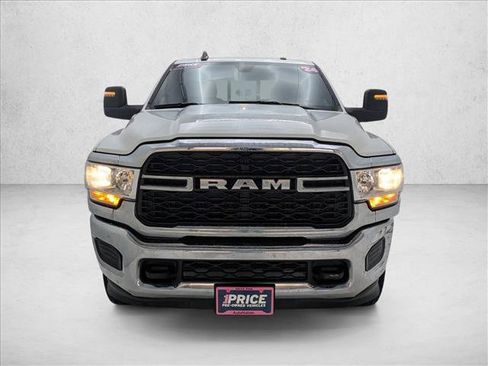 Used 2024 RAM 2500 Tradesman w/ Chrome Appearance Group AWD/4WD image 2