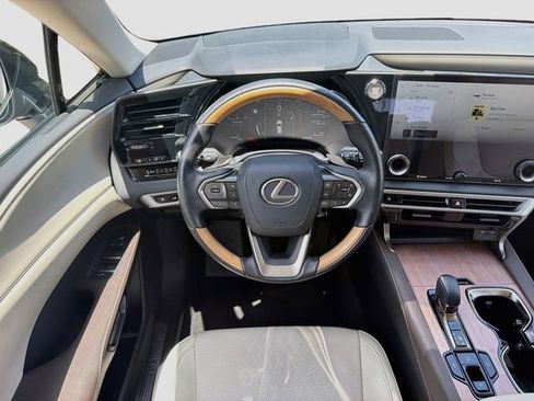 Used 2025 Lexus RX 350 Premium Plus w/ Accessory Package (Z1) FWD image 18