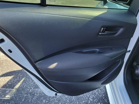 Certified 2025 Toyota Corolla LE image 11