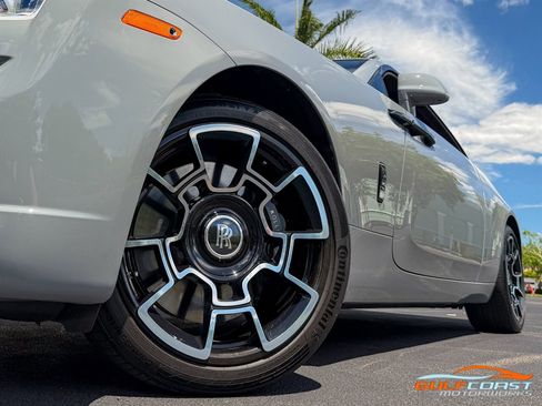 Used 2018 Rolls-Royce Wraith image 11