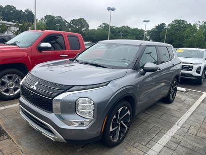 Used 2024 Mitsubishi Outlander SE