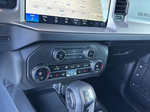 New 2025 Ford Bronco Outer Banks AWD/4WD image 32