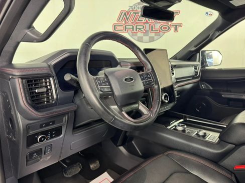 Used 2024 Ford Expedition Max Limited AWD/4WD image 10