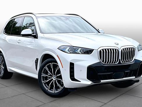 Certified 2025 BMW X5 xDrive40i AWD/4WD image 2
