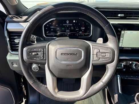 Used 2022 GMC Sierra 1500 Denali w/ Denali Reserve Package AWD/4WD image 10
