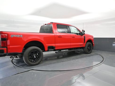 New 2026 Ford F250 Lariat w/ Black Appearance Package AWD/4WD image 11